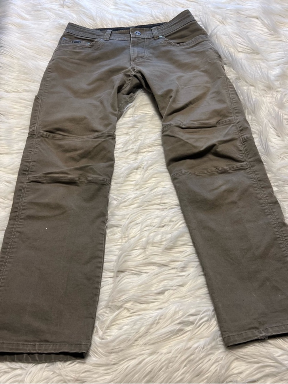 Kuhl Men's Cargo Pants in Olive Brown